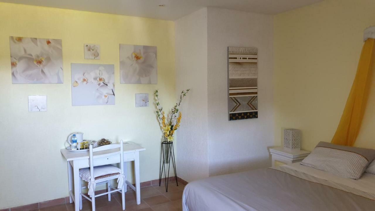 Le Colombier De Kerguezec Bed & Breakfast Surzur Bagian luar foto