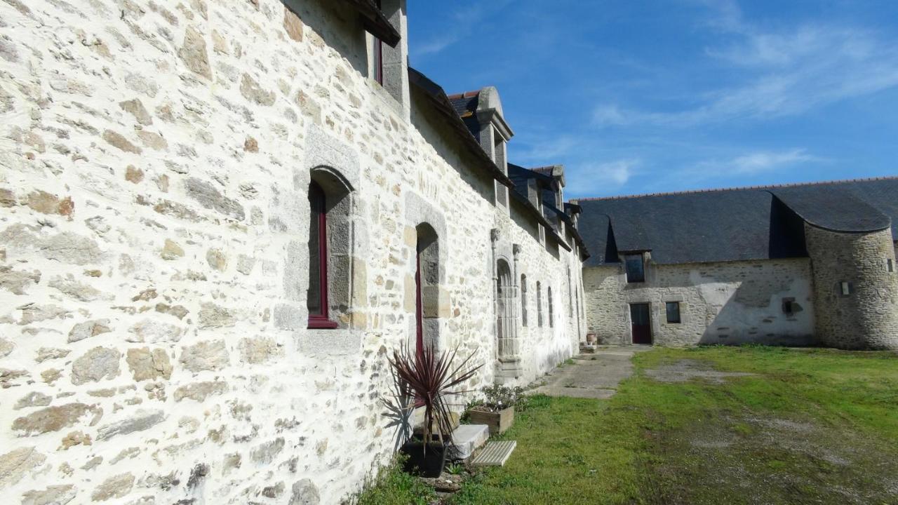 Le Colombier De Kerguezec Bed & Breakfast Surzur Bagian luar foto